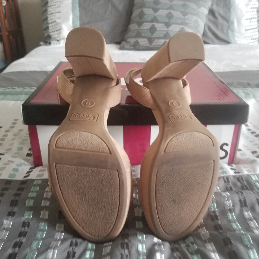 Sam Edelman - Picture 3 of 7